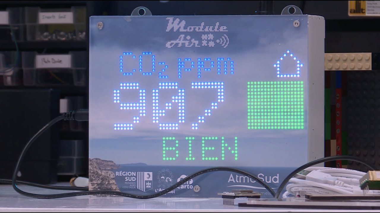 Capteur CO2 Module Air installé dans les écoles avec AirCarto et AtmoSud reportage France 3